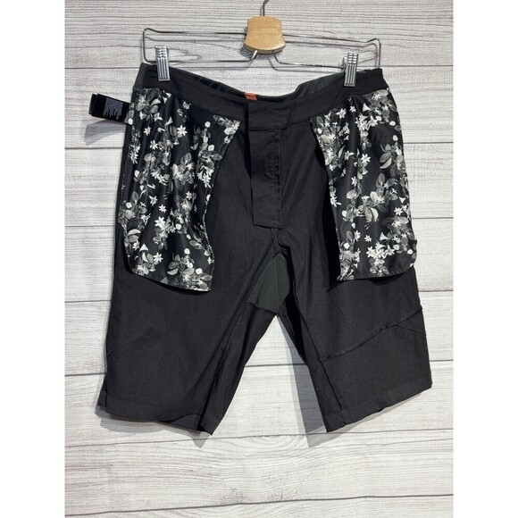 The North Face Shorts Mens SZ 32 Black Climbing Pocket Flashdry-XD Outdoor Hiker - Picture 10 of 11